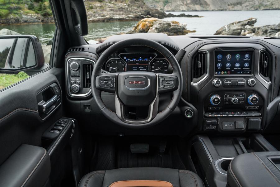 Панель приборов GMC Sierra AT4 Crew Cab 2018 года  (фото 24 из 40)